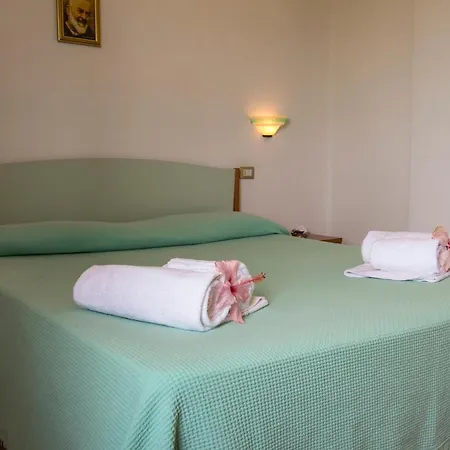 Residenceduemari Lejlighedshotel Capo Vaticano