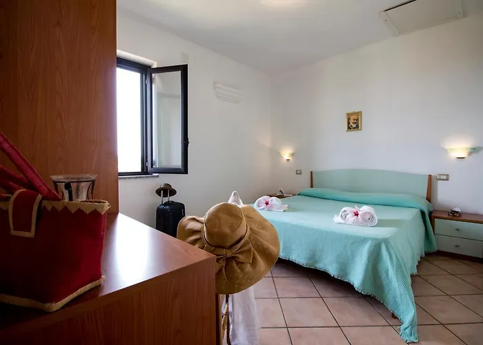 Residenceduemari מלון דירות 3*