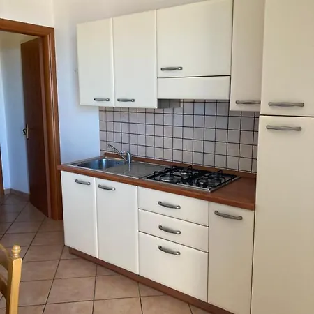 Residenceduemari 3*