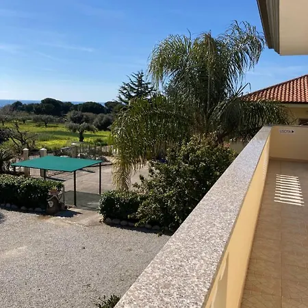Residenceduemari Capo Vaticano