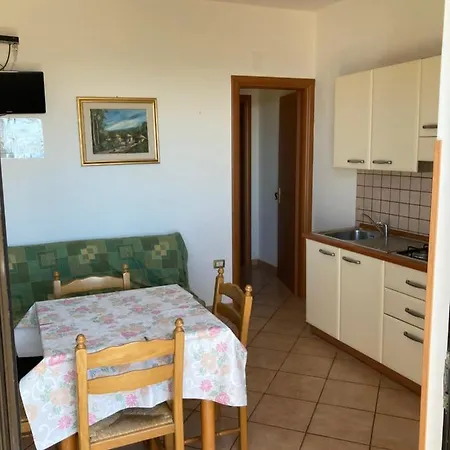 Residenceduemari 3*