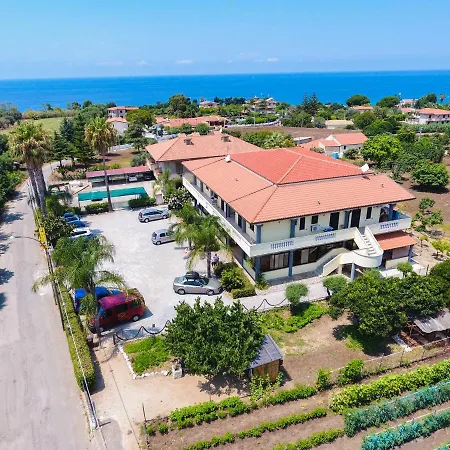 Residenceduemari Apart Otel Capo Vaticano