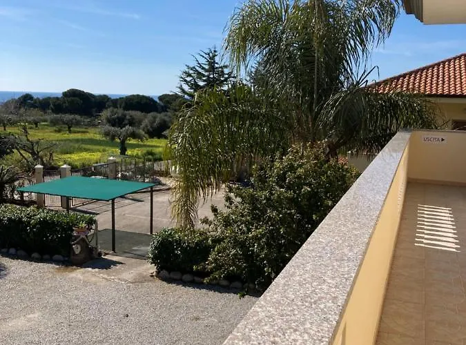 Residenceduemari Capo Vaticano