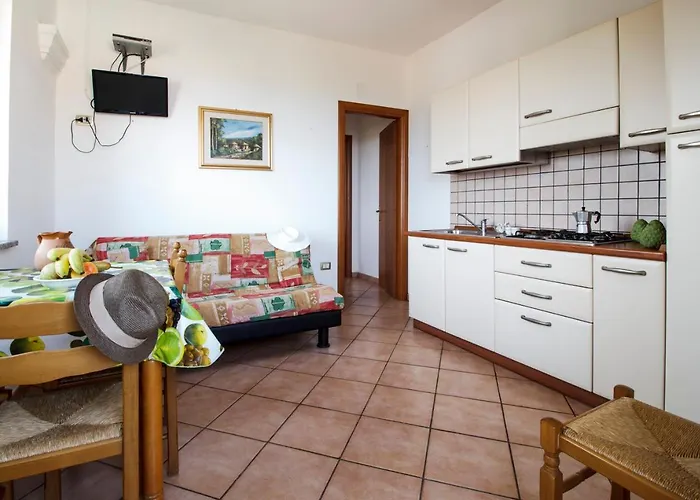 Residenceduemari 3* Capo Vaticano